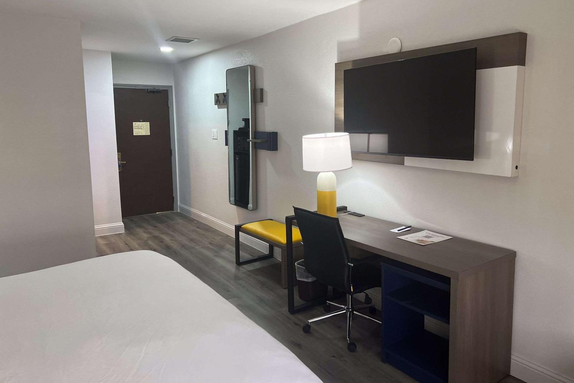 Comfort Inn & Suites Houston West-Katy Exterior foto